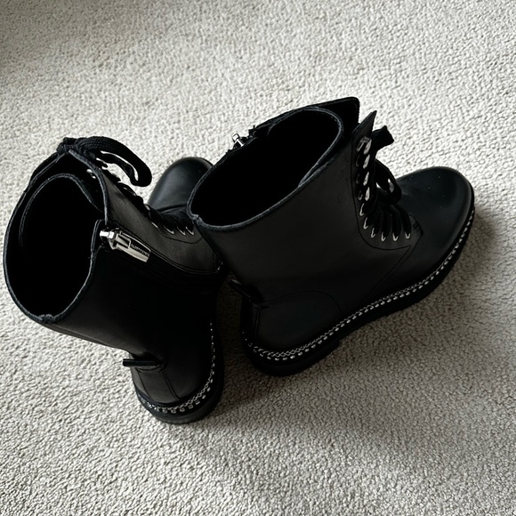 Vince Camuto Branda Black Leather Round Toe Lace Up Combat Boots Size 6.5 - Picture 6 of 11